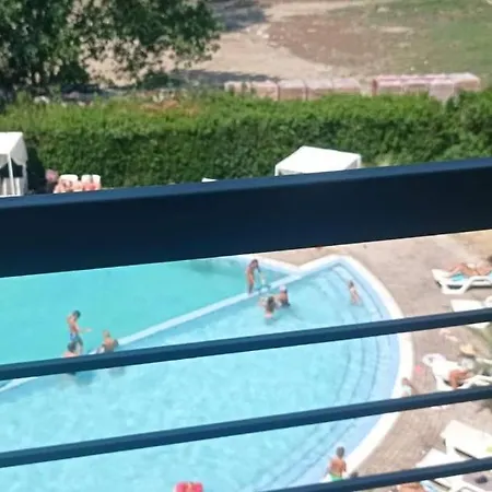 Modern 2 Bedroom In Location In Sunny Just 150 Meters From Casino Platinum شقة ساني بيتش