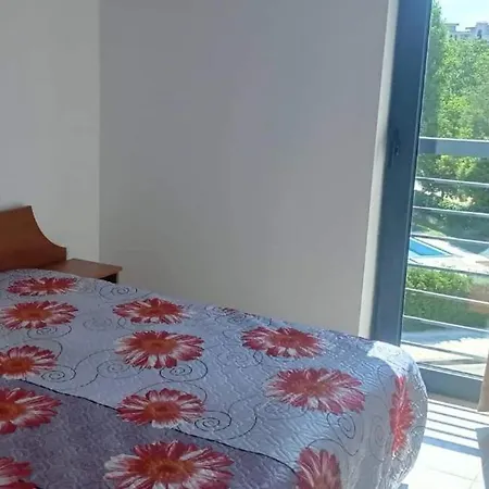 Апартамент Modern 2 Bedroom In Location In Sunny Just 150 Meters From Casino Platinum